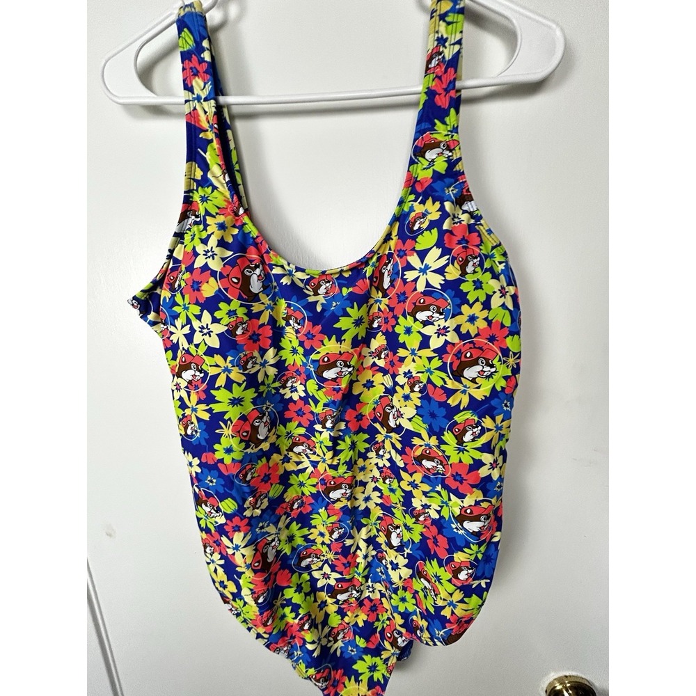 Ladies One Piece Buc-ee's Bathing Suit New 2X Low Back Fun Unique Bright
